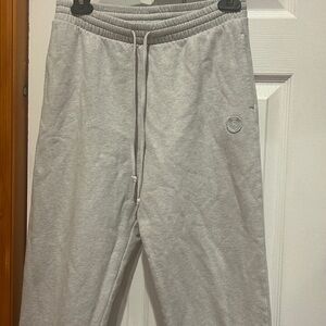 PINK Victoria's Secret Light Gray Women’s Jogger Sweatpants